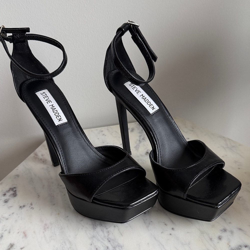 Steve Madden “Scorch” Black Ankle Strap Heels